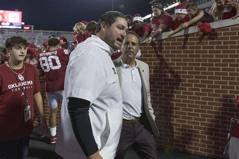 Oklahoma assistant Lebby sorry for distraction disgraced father-in-law Art Briles caused at game
